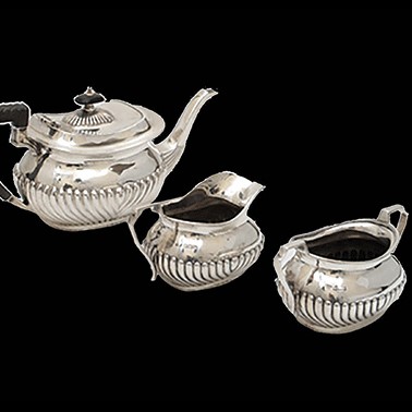 Regent Street Antiques Precious teapot set.jpg